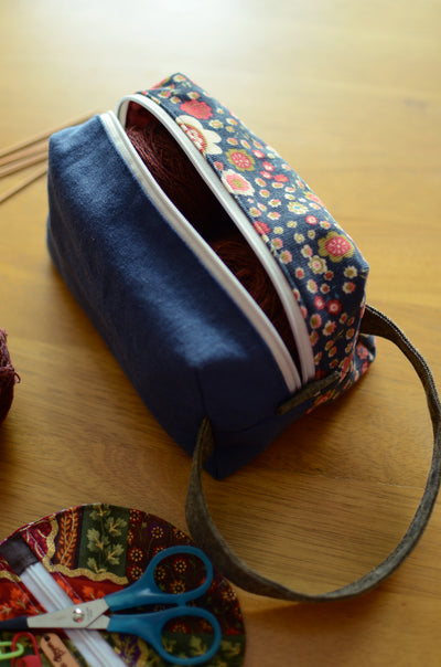 Knitting Project Bag with handle
