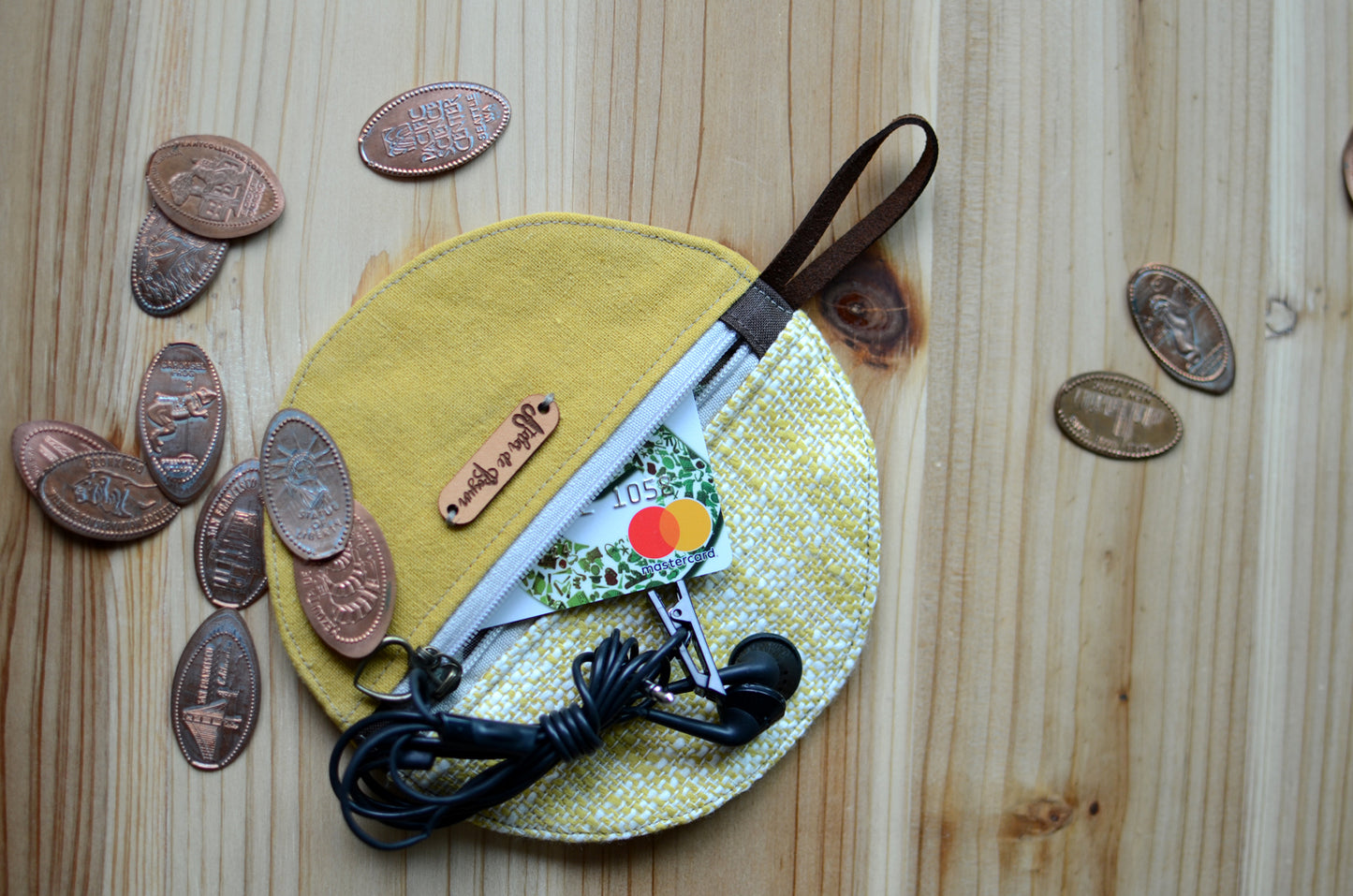Coin wallet/ Perfect for gift exchange, stocking stuffer, and self-gifting