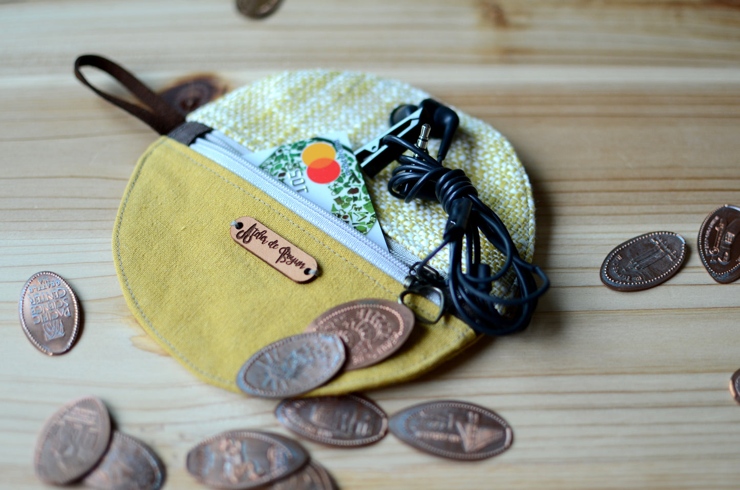 Coin wallet/ Perfect for gift exchange, stocking stuffer, and self-gifting