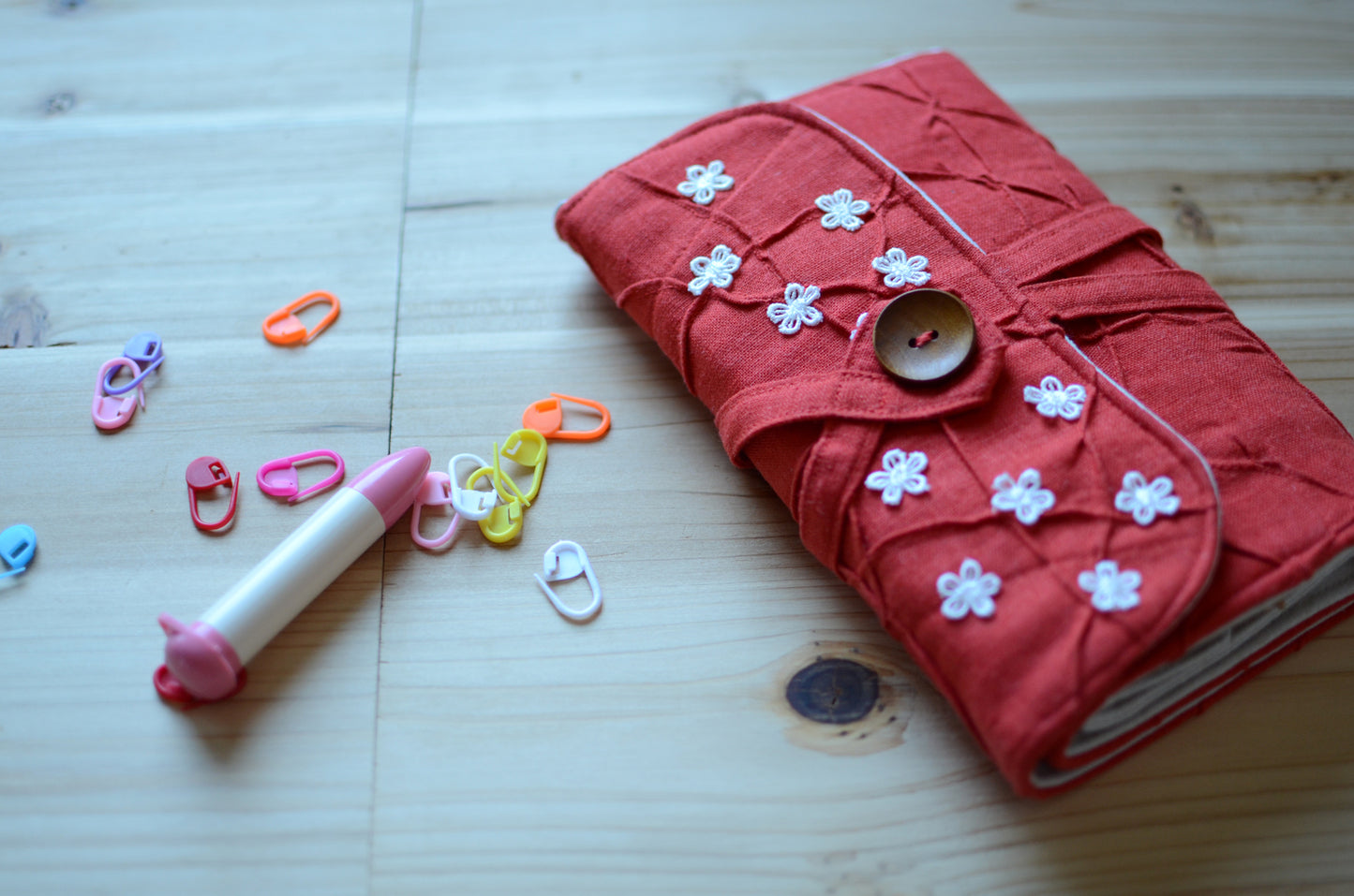 Interchangeable knitting needle case in extra orange