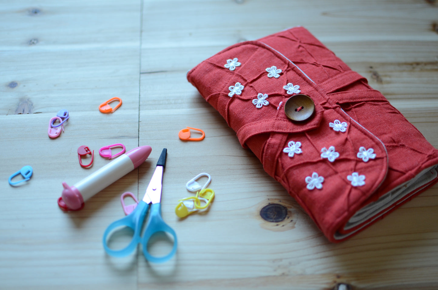 Interchangeable knitting needle case in extra orange