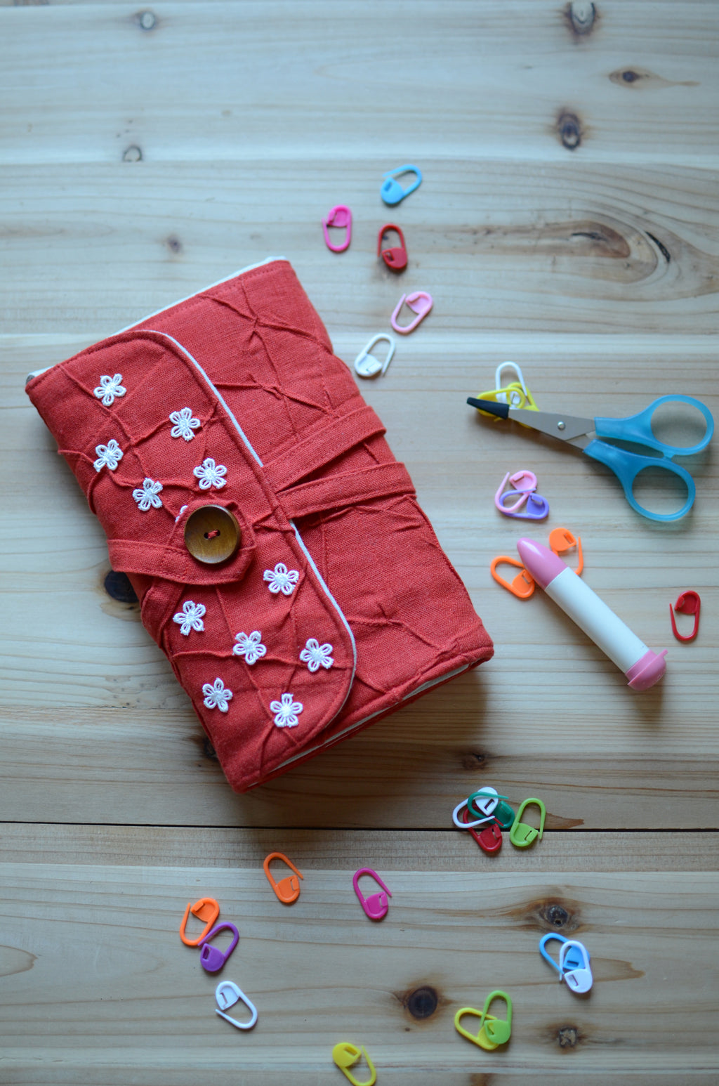 Interchangeable knitting needle case in extra orange