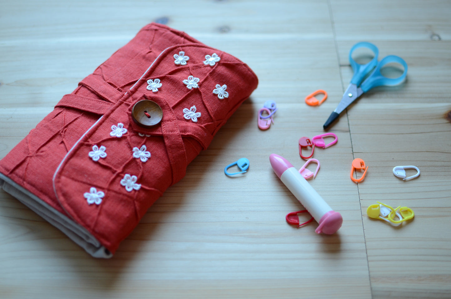 Interchangeable knitting needle case in extra orange