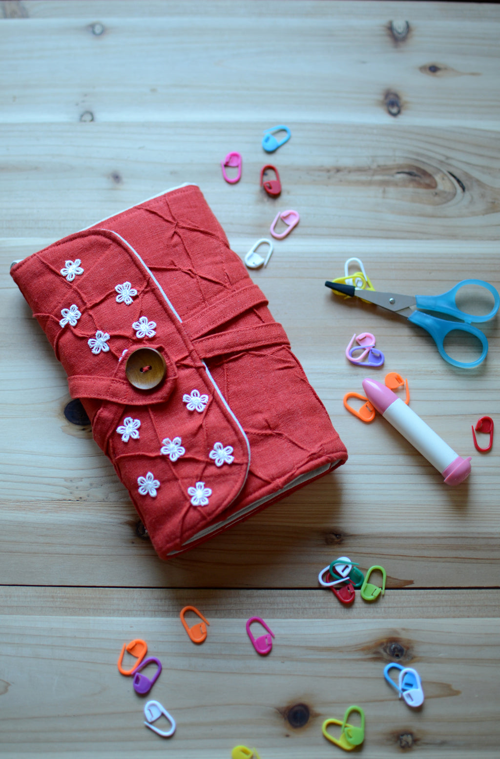 Interchangeable knitting needle case in extra orange