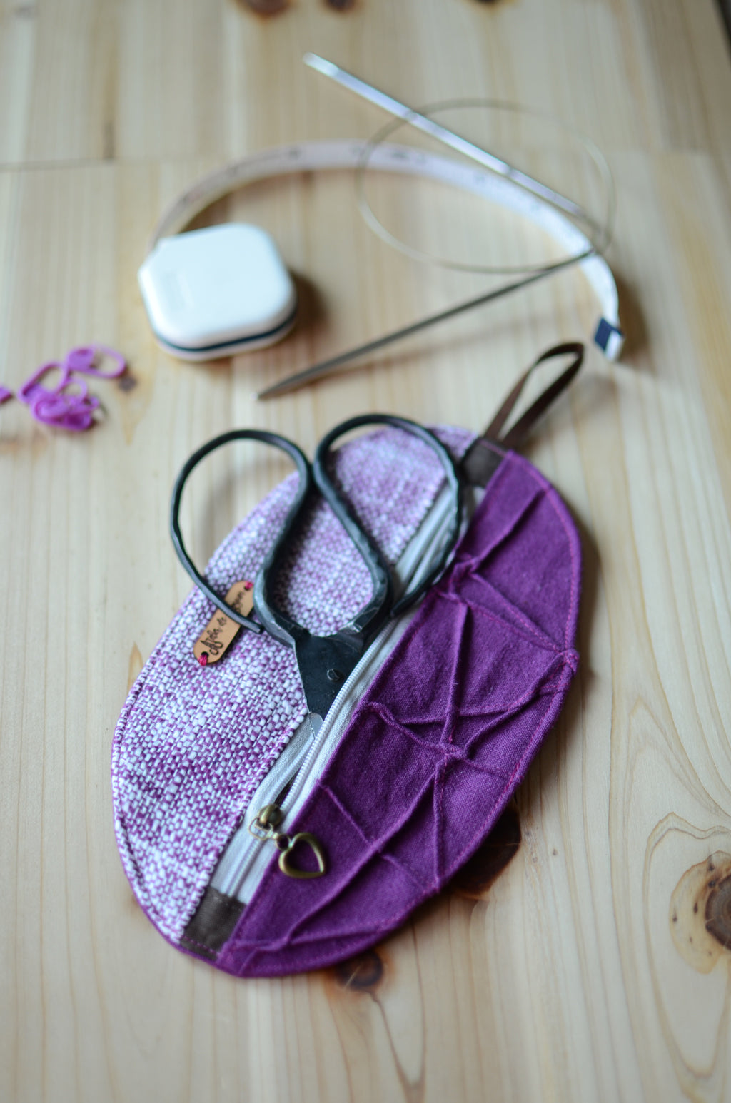 Mini knitting organizer in violet/ great for scissors, stitch markers, darning needles, and more