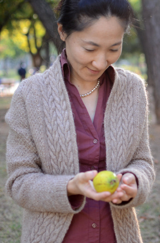 Throwing back thread: Timeless sweater that cozies you up long time!