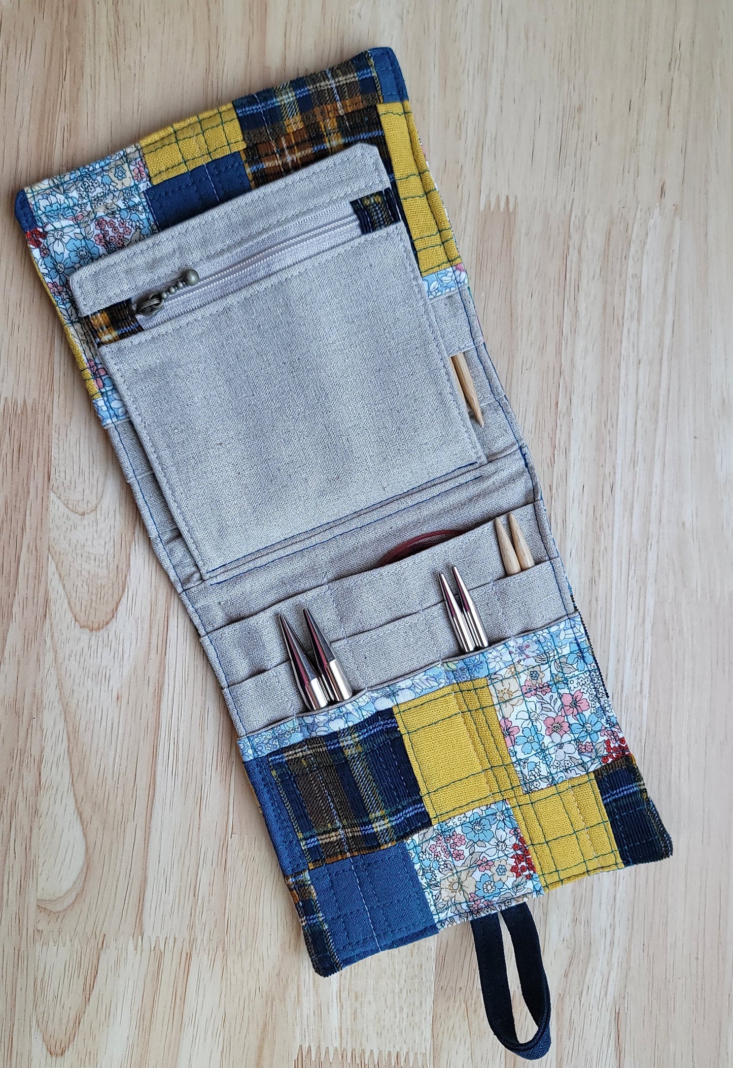 knitting needle organizer made with recycled fabrics by Atelier de Soyun