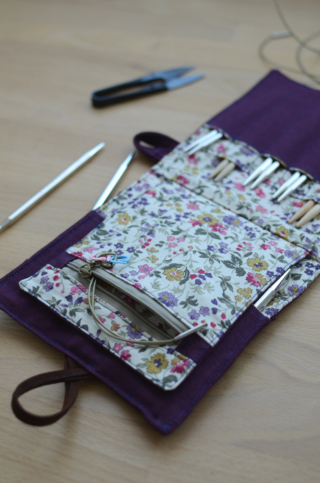 awesome knitting needle case for interchangeable needle sets