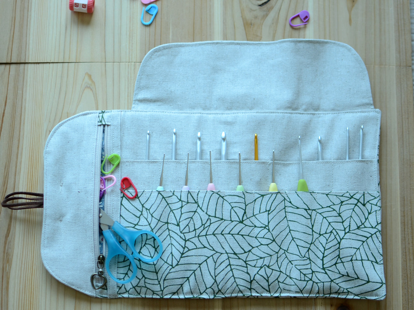 Crochet hook holder in natural linen