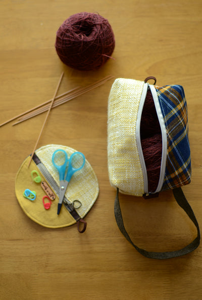 Sock knitting bag with handle