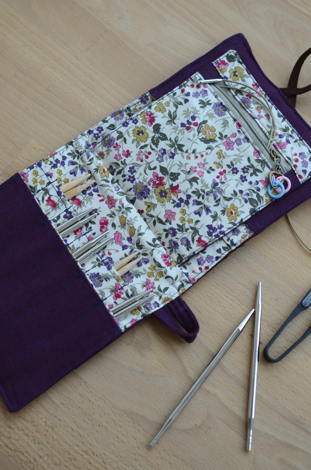 awesome knitting needle case for interchangeable needle sets