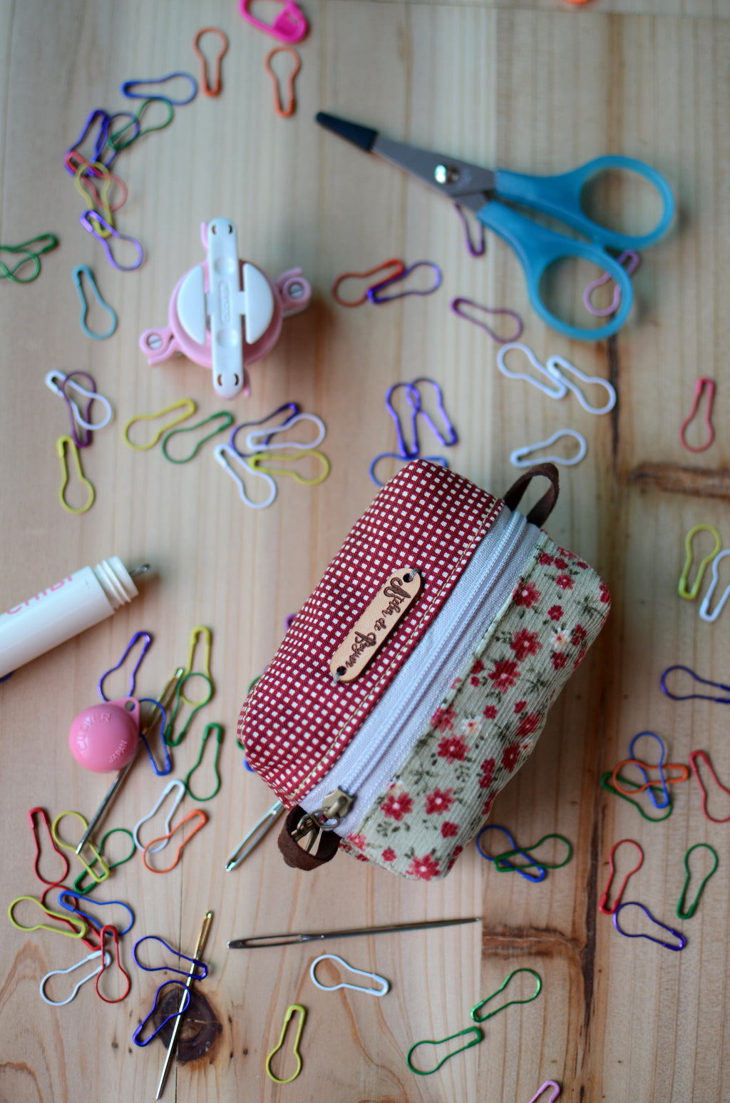 sweet mini box storage for your crochet essentials/ holiday flowers