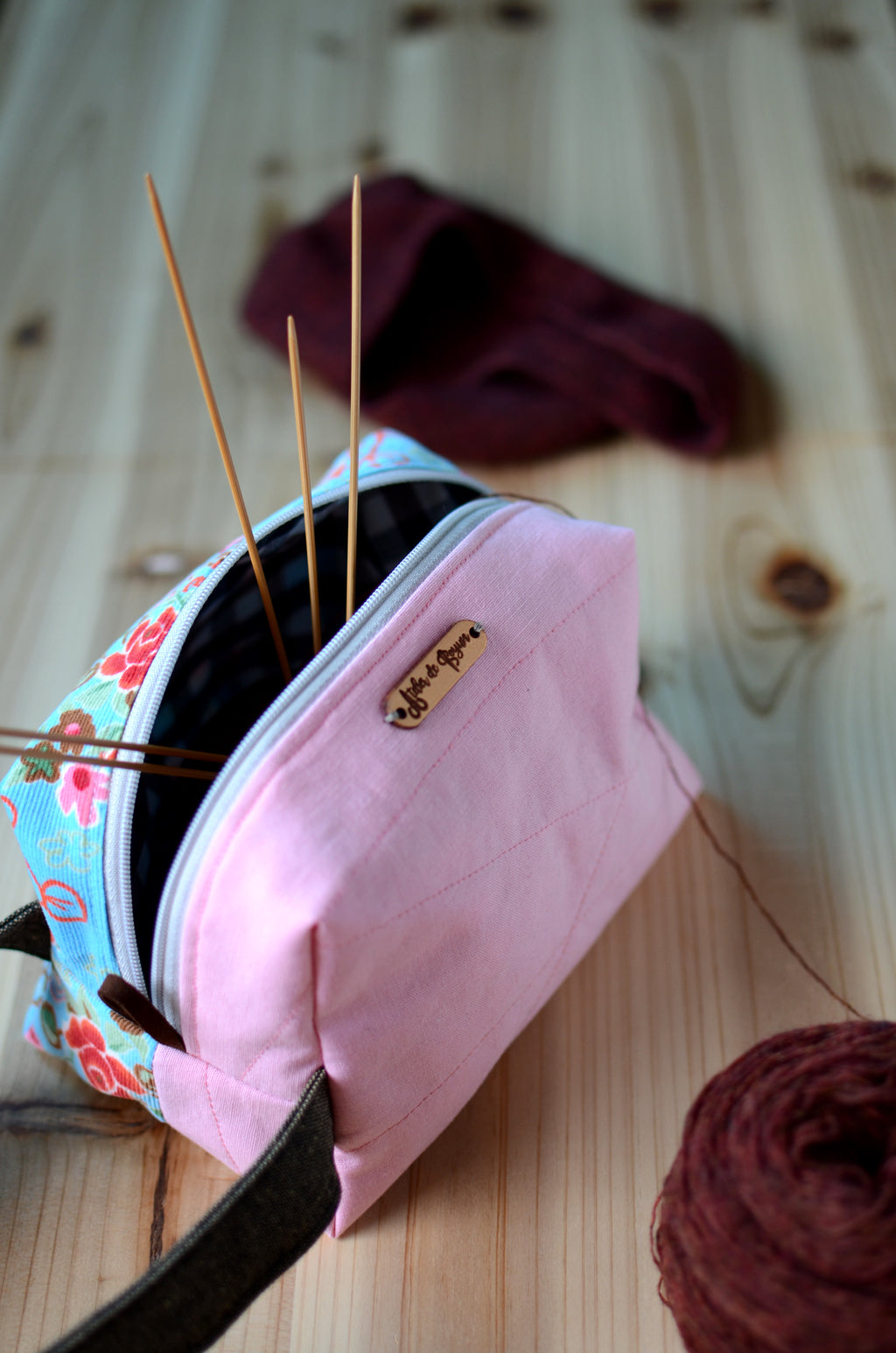 Small project bag for easy commuting/ light pink with festive floral