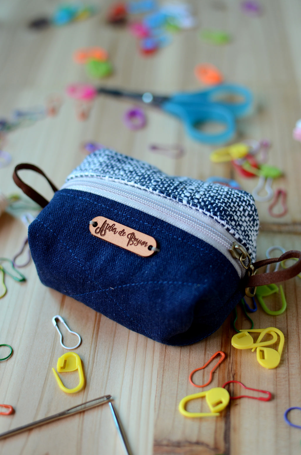 Stitch marker case/ gift idea for knitters and crochet lovers/ midnight blue