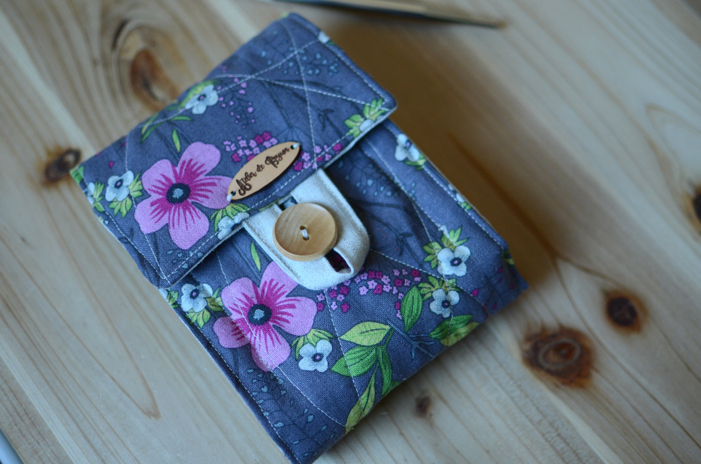 Knitting needle case for Interchangeable knitting needle set