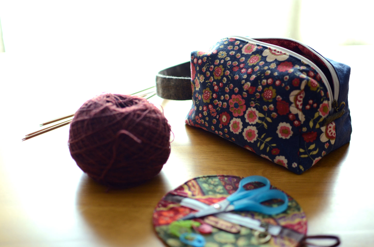 Knitting Project Bag with handle