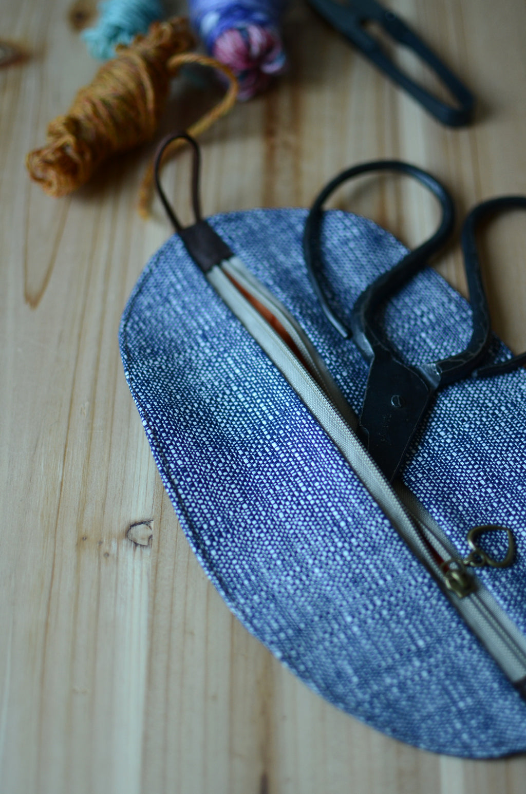 Notion pouch for crochet accessories