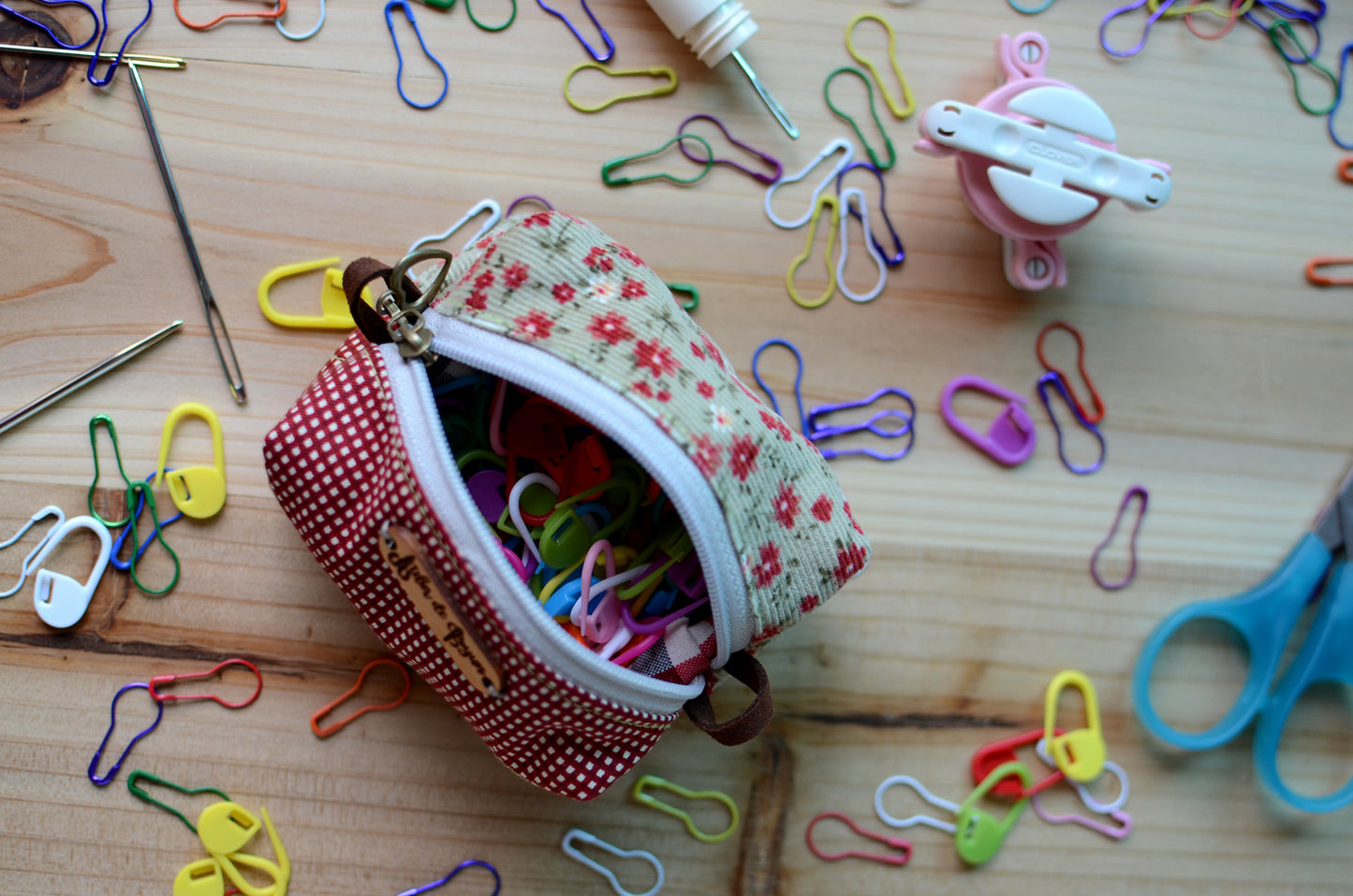 sweet mini box storage for your crochet essentials/ holiday flowers