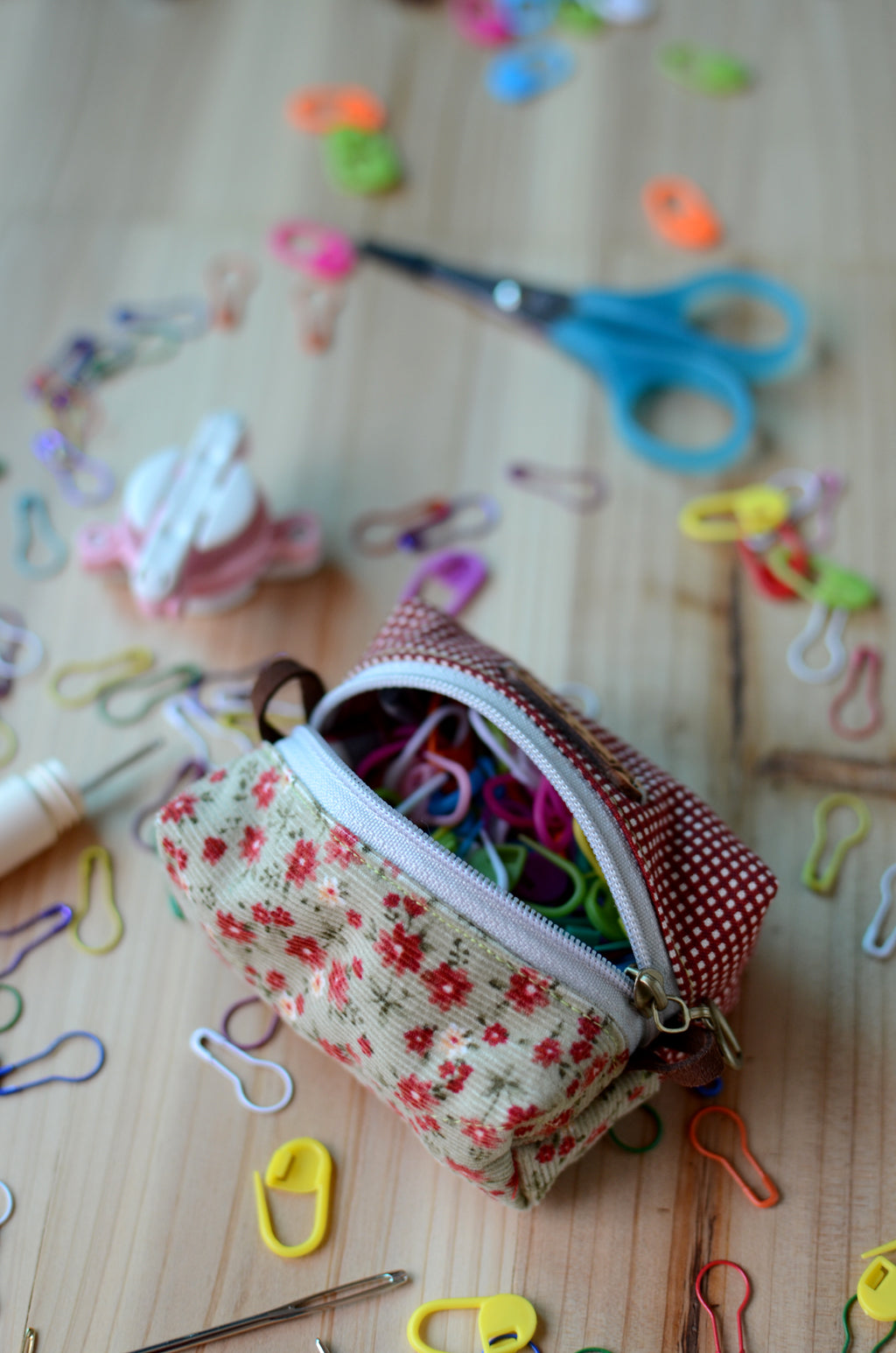 sweet mini box storage for your crochet essentials/ holiday flowers