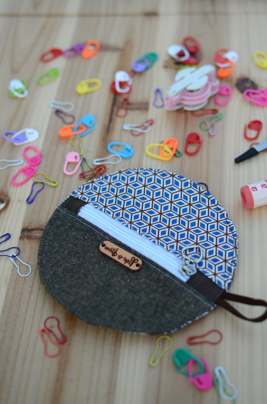 Mini coin purse/ Perfect for gift exchange, stocking stuffer, and self-gifting/ Geometric blue